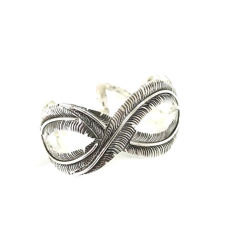 Beautiful Feathers Design Cuff Bracelet