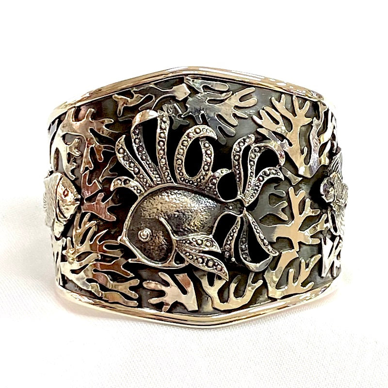 Gorgeous Carved Lionfish Design Cuff Bracelet