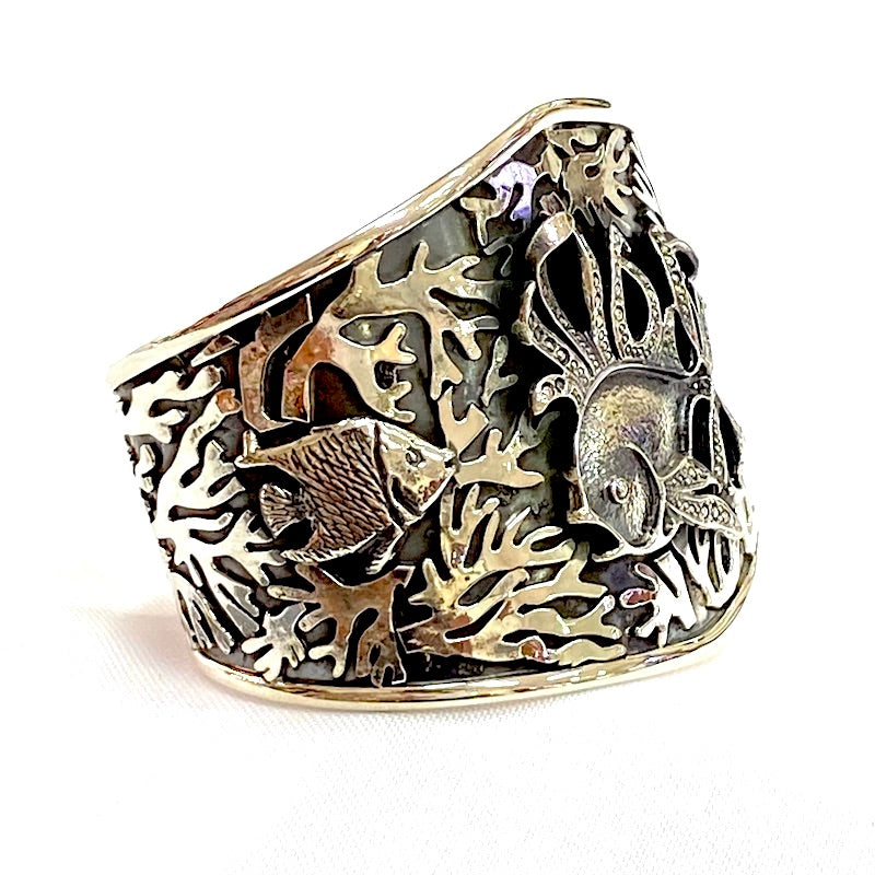 Gorgeous Carved Lionfish Design Cuff Bracelet