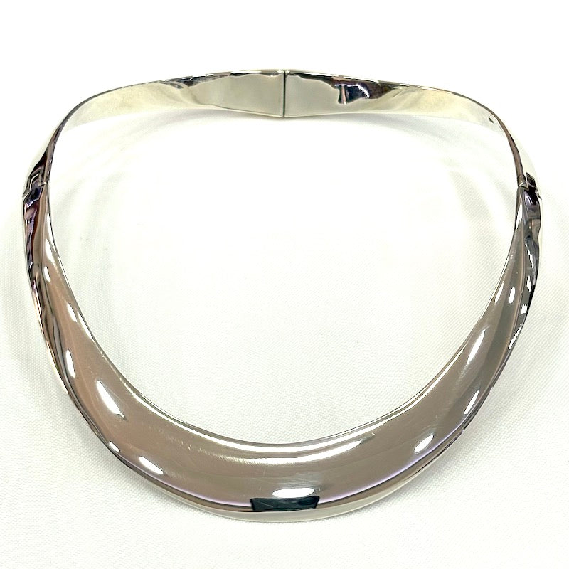 Classic Plain Silver Necklace and  Bracelet Set