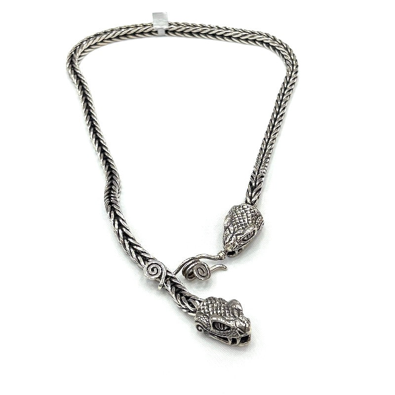 Stunning Snake Heads Design Necklace