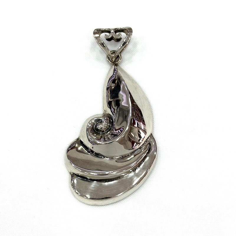 Large Sea Shell Design Silver Pendant