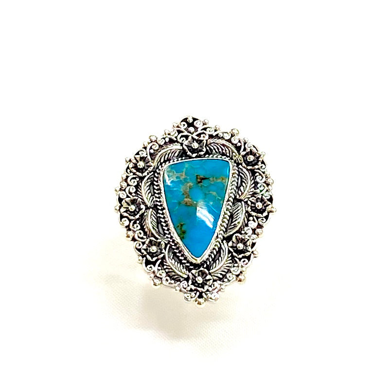 Gorgeous Vintage Style Turquoise Ring