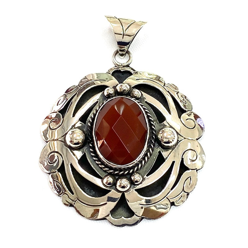 Elegant Vintage Style Carnelian Pendant