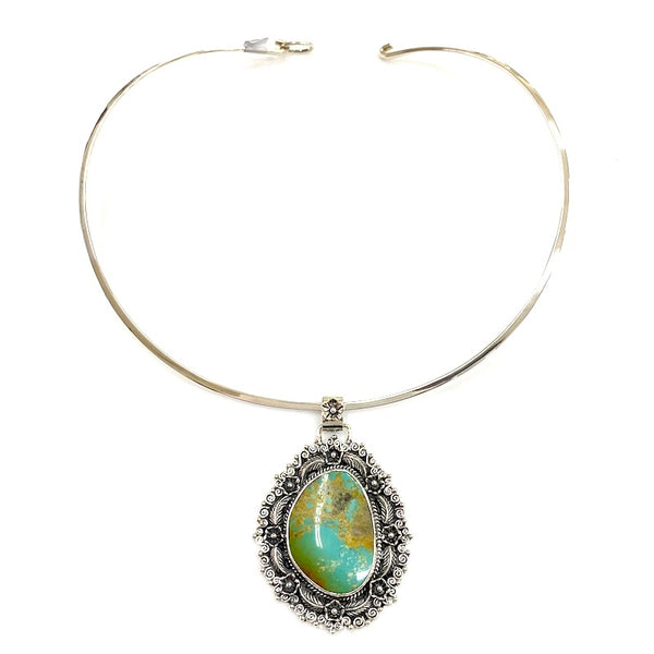 Stunning Vintage Flowers Design Pendant w/Turquoise