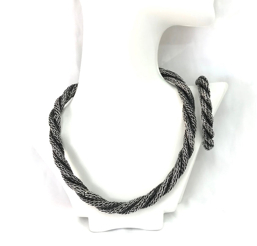 Elegant Braided Design Necklace & Bracelet Set