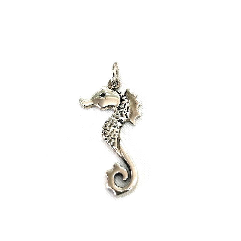 Beautiful Silver Seahorse Pendant