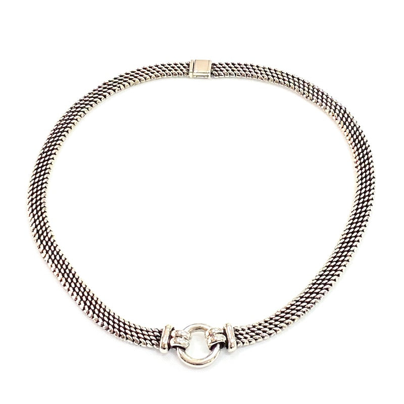 Elegant Thin Flat Braided & Center Ring Design Necklace