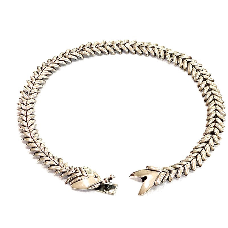 Classic Fishbone Design Silver Necklace
