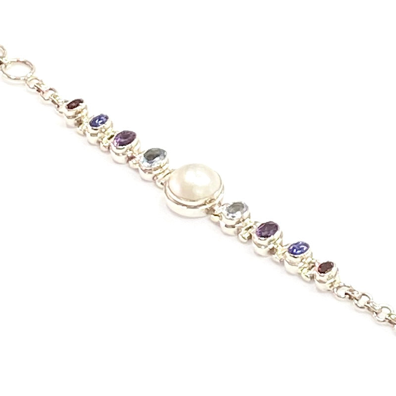 Beautiful Pearl & Lab Created Stones Bracelet