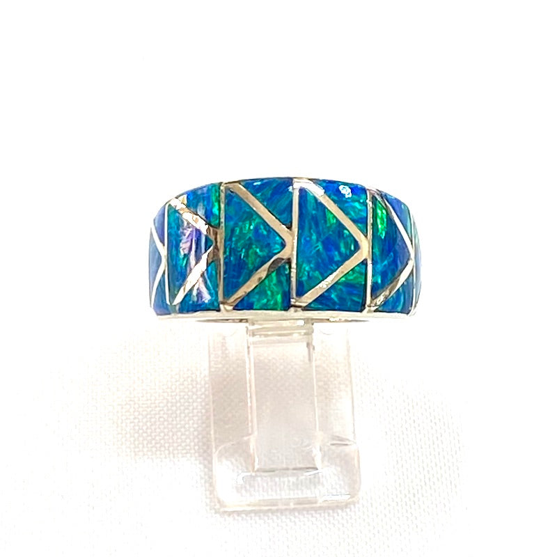Stunning Bulky Ring With Blue Opal Inlay