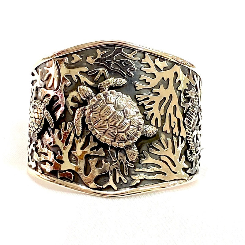 Gorgeous Carved Turtle Design Cuff Bracelet