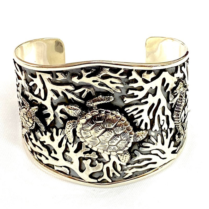 Gorgeous Carved Turtle Design Cuff Bracelet