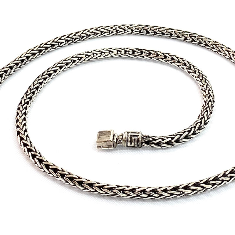 Striking Round Braided Style Silver Chain