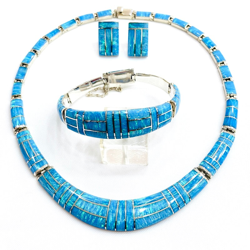Spectacular Light Blue Opal Set