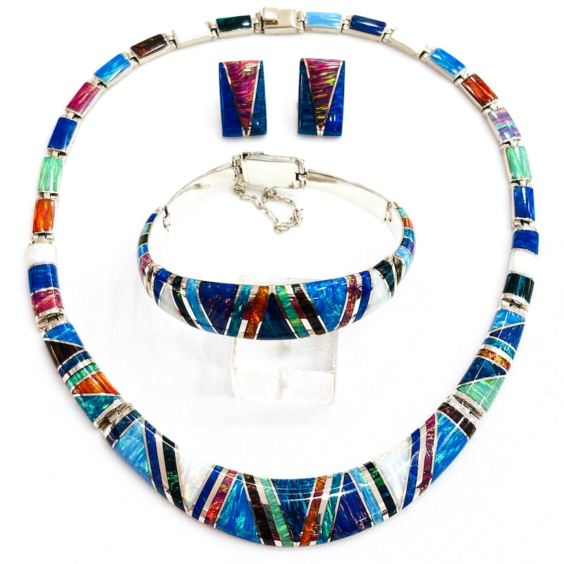 Gorgeous Multicolor Opal Silver Set