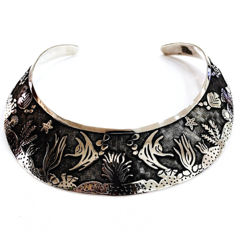 Statement Carved Sea Life Design Rigid Necklace