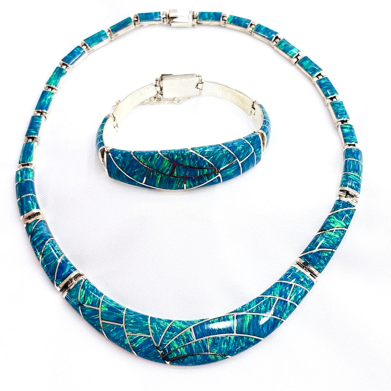 Spectacular Silver & Blue Opal Silver Set