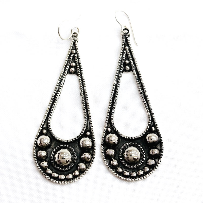 Elegant Vintage-Style Silver Earrings