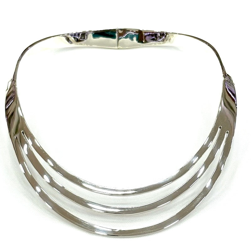 Refined Triple Stripes Rigid Necklace
