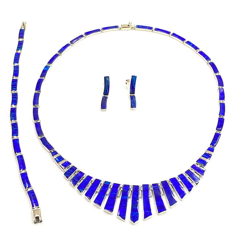 Elegant Dark Blue Opal Silver Set