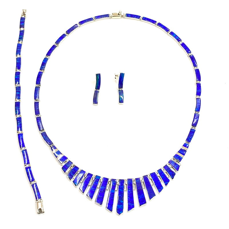 Elegant Dark Blue Opal Silver Set