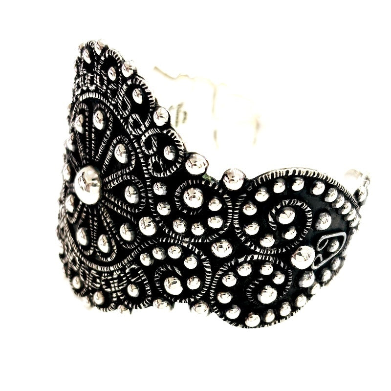 Gorgeous Vintage Style Wide Cuff Bracelet