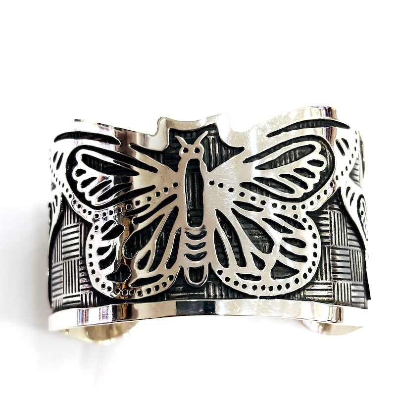 Gorgeous Carved Butterflies Cuff Bracelet