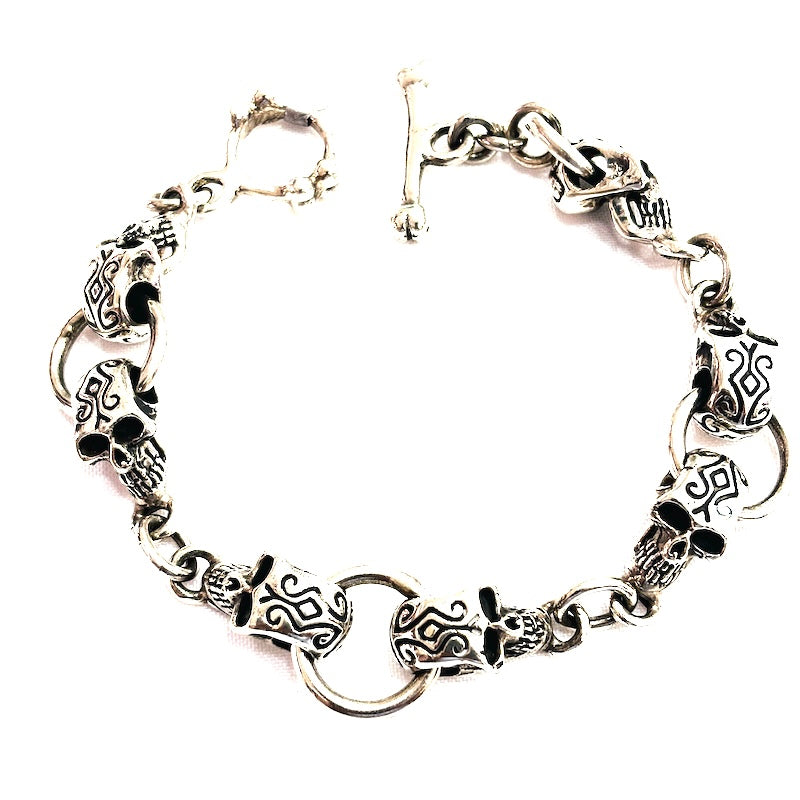 Impressive Skulls Design Silver Bracelet