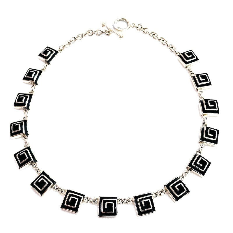 Beautiful Square Mazed Design Necklace