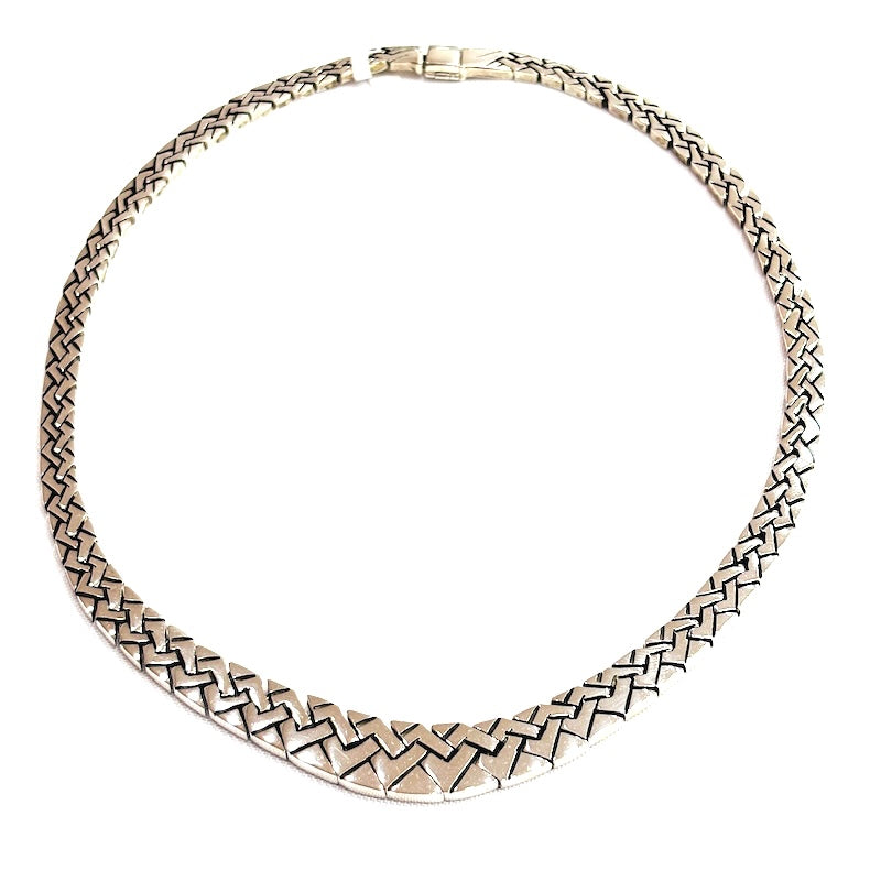Elegant Flat Links Design Necklace