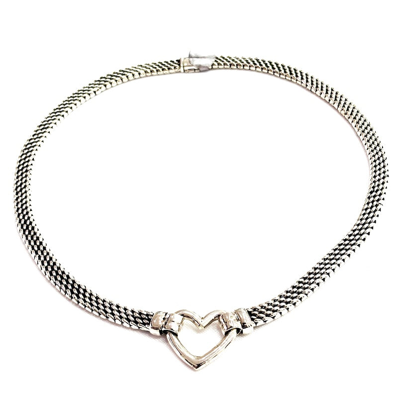 Elegant Silver Heart Design Necklace